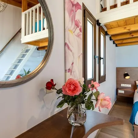 펜션 Rena's Rustic Retreat *